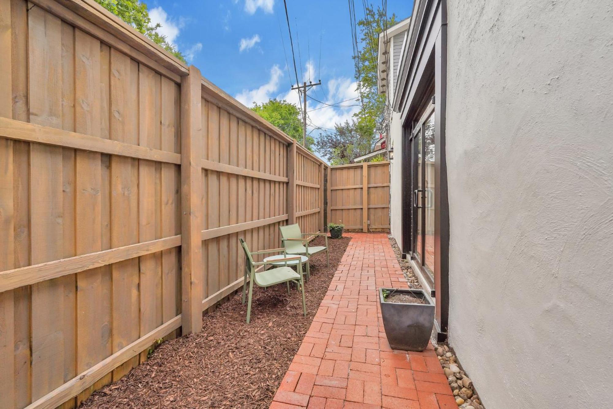 The Lincoln Loft, Near Forsyth Park With Free Parking Villa Savannah Bagian luar foto