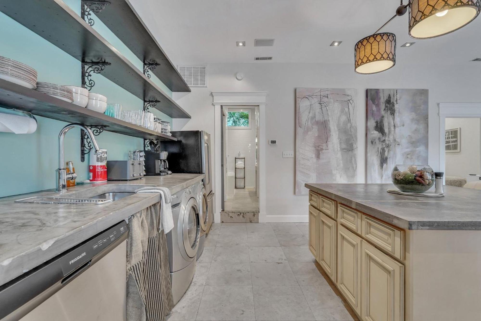 The Lincoln Loft, Near Forsyth Park With Free Parking Villa Savannah Bagian luar foto