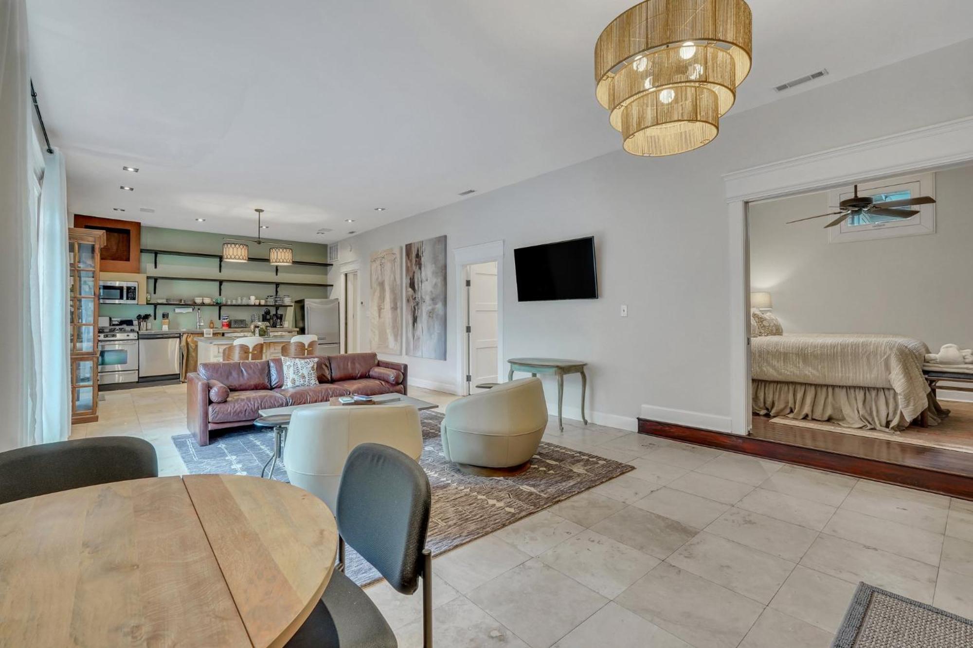 The Lincoln Loft, Near Forsyth Park With Free Parking Villa Savannah Bagian luar foto